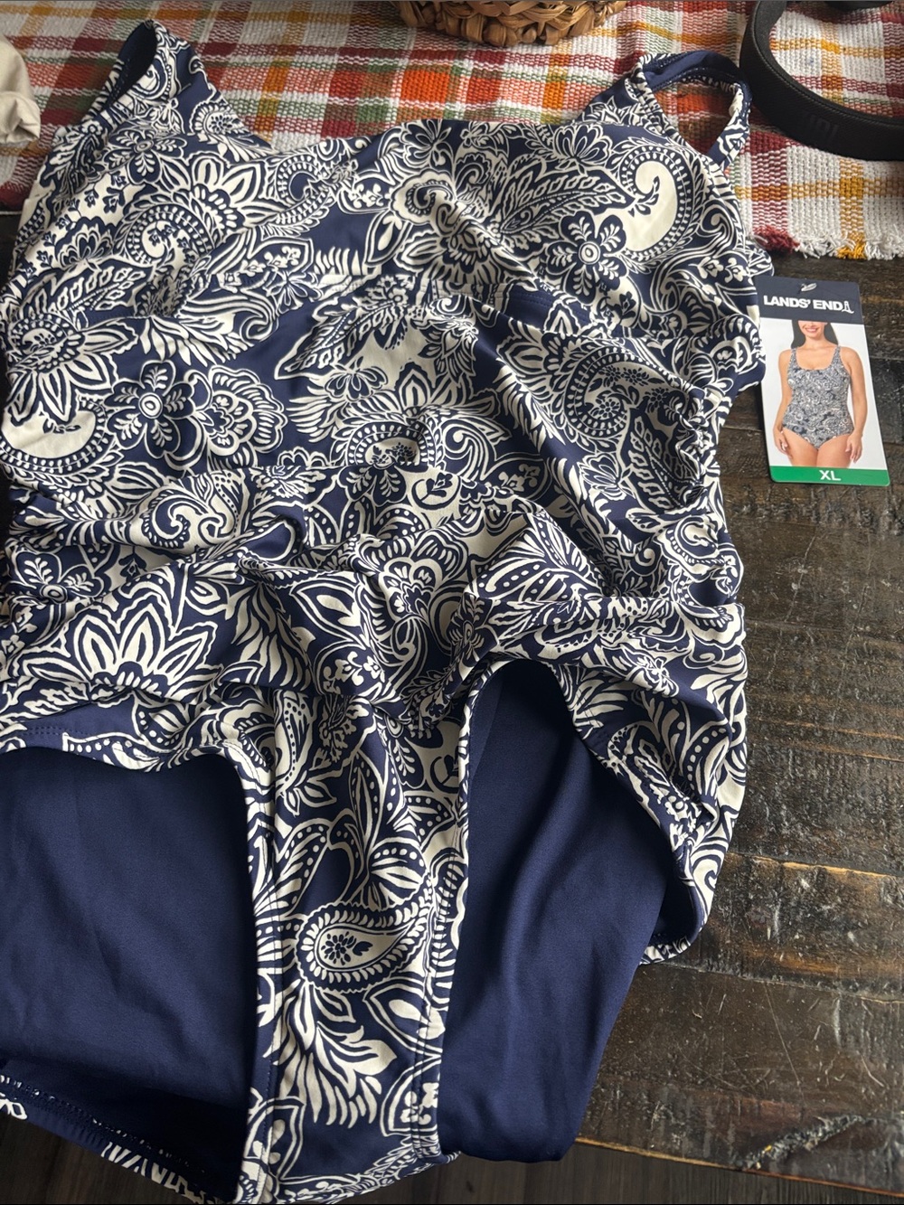 NWT… Lands End XL Women’s one piece bathing suit